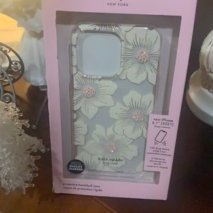 NWT Kate spade case for iPhone 13